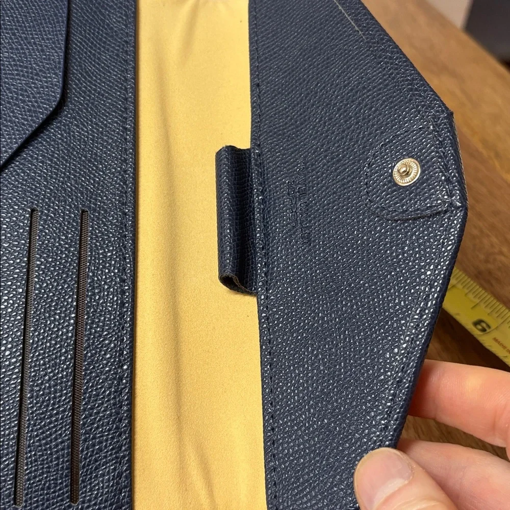 Zoppen Blue Pebbled Manmade Leather Travel Wallet